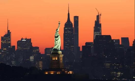 New York City Adds 629,000 People, Defying Predictions of Its