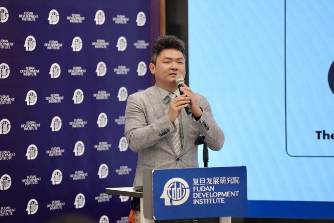 石烁.jpg